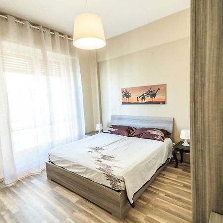 Ampio Appartamento Con Box Auto Celle Ligure Exterior foto